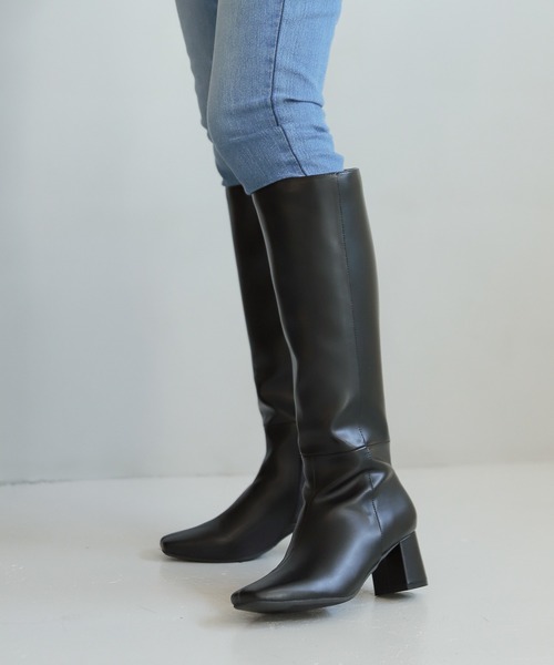 LAKOLE(ラコレ)の「フェイクレザーロングブーツ / 238692(ブーツ・レディース・ブラック/サンドベージュ・LARGE/MEDIUM)」の6枚目の写真