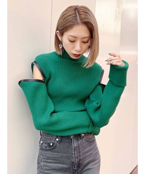 EMODA（エモダ）の「ショルダージップタックニット（ニット/セーター・レディース・ホワイト/ブラック/グリーン・FREE）」の16枚目の写真