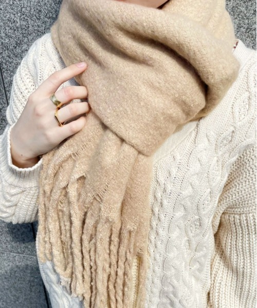 PairPair(ペアペア)の「もこもこマフラー(ユニセックス)(マフラー・レディース・アイボリー/ライトベージュ・FREE)」の8枚目の写真