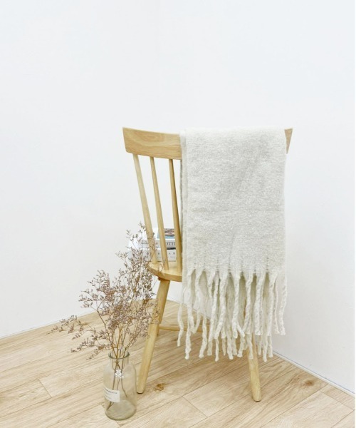 PairPair(ペアペア)の「もこもこマフラー(ユニセックス)(マフラー・レディース・アイボリー/ライトベージュ・FREE)」の13枚目の写真