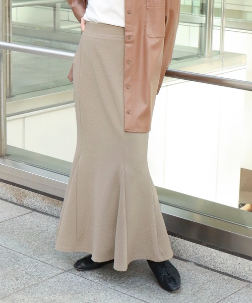 libelle more（リベル モア）の「ジャガードマーメイドスカート（スカート・レディース・ブラック/カーキ/モカ・M）」の2枚目の写真