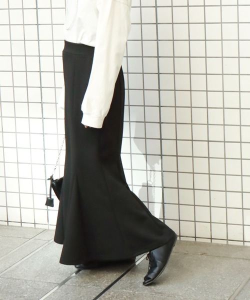 libelle more（リベル モア）の「ジャガードマーメイドスカート（スカート・レディース・ブラック/カーキ/モカ・M）」の19枚目の写真