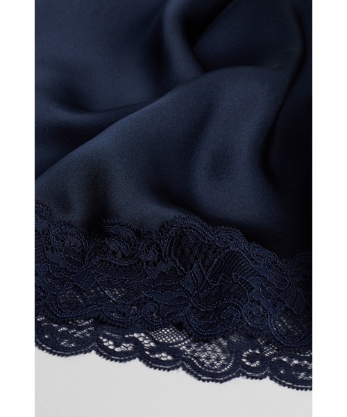 新品未使用 intimissimi シルク キャミ ブラックタグ付き セール】レース＆シルク キャミソール トップ（インナーウェア