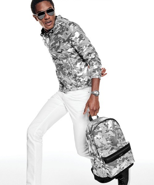 MICHAEL KORS（マイケルコース）の「スリム ホワイトジーンズ