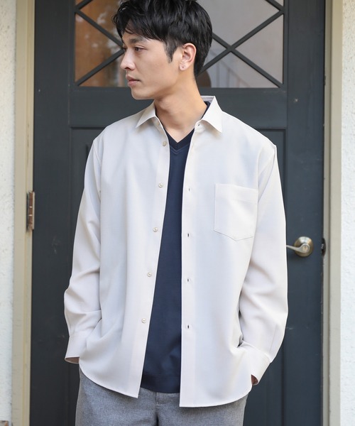 UNION STATION（ユニオンステーション）の「【セットアップ対応】【AIR LIGHT -Flux version-】レギュラーカラーシャツ（シャツ/ブラウス・メンズ・ベージュ/ライトブルー/グレイッシュベージュ・L/LL/M）」の2枚目の写真