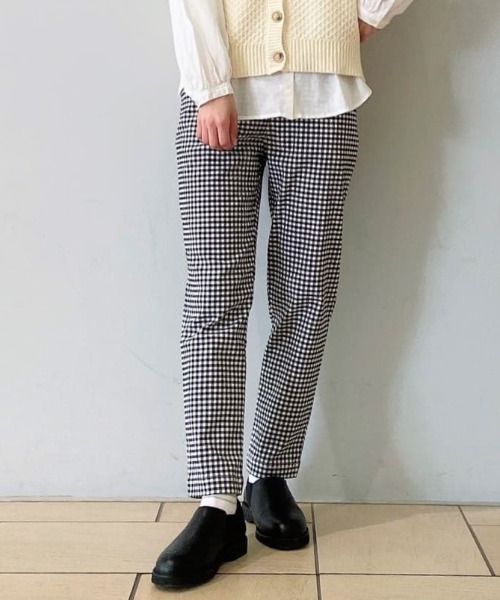 studio CLIP（スタディオクリップ）の「ハイストレッチスティックパンツ[プラスサイズあり]（その他パンツ・レディース・ブラック/その他1/その他2/その他3・SMALL/MEDIUM/LARGE/X-LARGE/XX-LARGE/XXX-LARGE）」の3枚目の写真