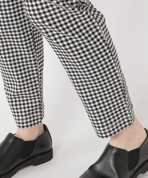 studio CLIP（スタディオクリップ）の「ハイストレッチスティックパンツ[プラスサイズあり]（その他パンツ・レディース・ブラック/その他1/その他2/その他3・SMALL/MEDIUM/LARGE/X-LARGE/XX-LARGE/XXX-LARGE）」の22枚目の写真