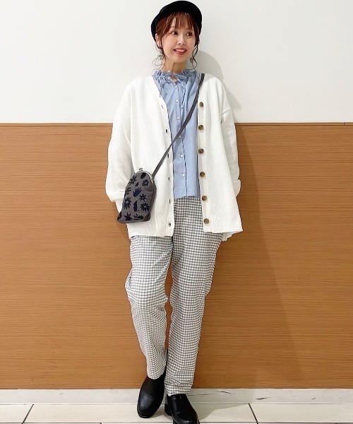 studio CLIP（スタディオクリップ）の「ハイストレッチスティックパンツ[プラスサイズあり]（その他パンツ・レディース・ブラック/その他1/その他2/その他3・SMALL/MEDIUM/LARGE/X-LARGE/XX-LARGE/XXX-LARGE）」の7枚目の写真