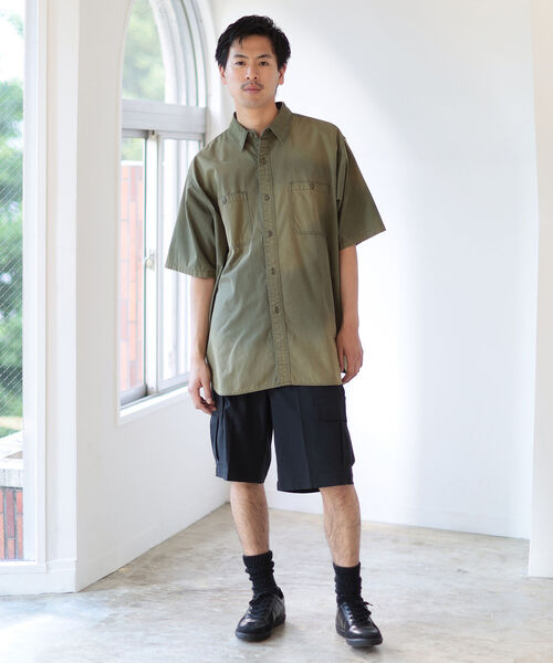 BEAMS（ビームス）の「BEAMS / フェード イージー ミリタリーシャツ（シャツ/ブラウス・メンズ・ブルー/オリーブ・M/L/S/X-LARGE）」の4枚目の写真