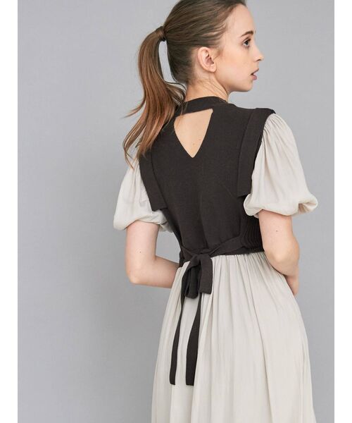 MERCURYDUO(マーキュリーデュオ)の「異素材ドッキングパフスリーブギャザーワンピース(ワンピース・レディース・ブルー/ブラウン/ベージュ・FREE)」の12枚目の写真