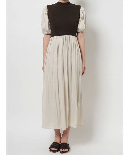 MERCURYDUO(マーキュリーデュオ)の「異素材ドッキングパフスリーブギャザーワンピース(ワンピース・レディース・ブルー/ブラウン/ベージュ・FREE)」の13枚目の写真