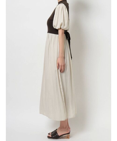 MERCURYDUO(マーキュリーデュオ)の「異素材ドッキングパフスリーブギャザーワンピース(ワンピース・レディース・ブルー/ブラウン/ベージュ・FREE)」の14枚目の写真