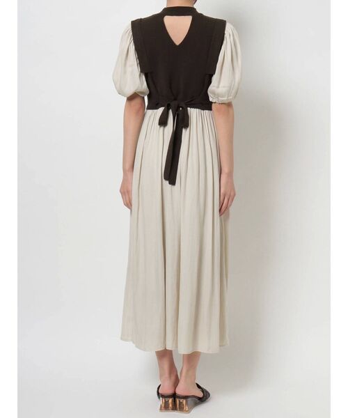 MERCURYDUO(マーキュリーデュオ)の「異素材ドッキングパフスリーブギャザーワンピース(ワンピース・レディース・ブルー/ブラウン/ベージュ・FREE)」の15枚目の写真