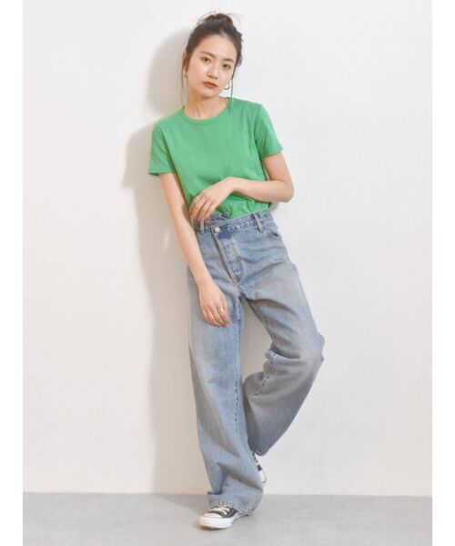 Ungrid（アングリッド）の「カラーフィットTee（Tシャツ/カットソー・レディース・オフホワイト/ブラック/ピンク/オレンジ/グリーン・FREE）」の21枚目の写真