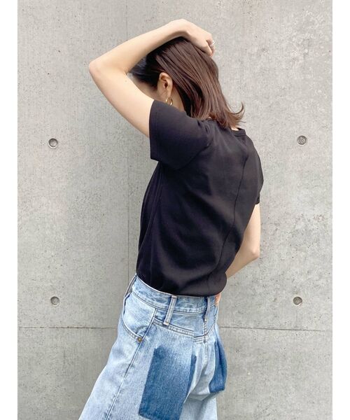 Ungrid（アングリッド）の「カラーフィットTee（Tシャツ/カットソー・レディース・オフホワイト/ブラック/ピンク/オレンジ/グリーン・FREE）」の20枚目の写真