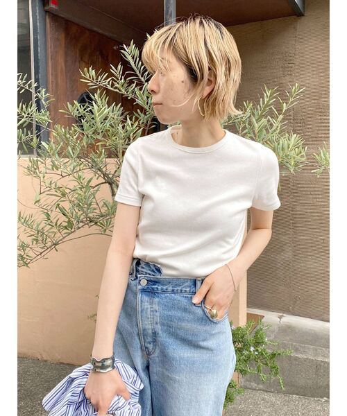 Ungrid（アングリッド）の「カラーフィットTee（Tシャツ/カットソー・レディース・オフホワイト/ブラック/ピンク/オレンジ/グリーン・FREE）」の18枚目の写真