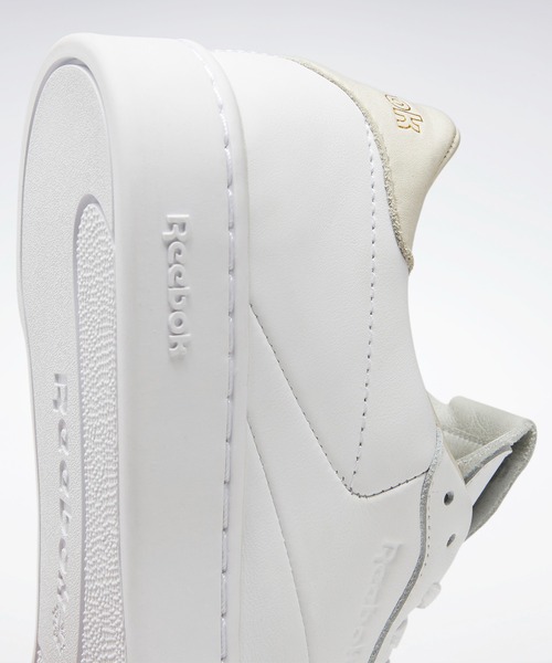 Reebok(リーボック)の「クラブシー / Club C Clean(スニーカー・レディース・ホワイト/ベージュ/オフホワイト/グレー×ホワイト・22.5cm/23.5cm/24.5cm/25.5cm/23.0cm/24.0cm/25.0cm/26.0cm/22.0cm/26.5cm)」の9枚目の写真