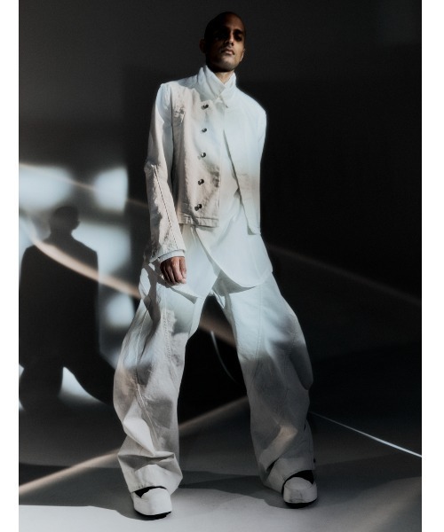 JULIUS(ユリウス)の「JULIUS/ユリウス/SHIRT FOR MALE/797SHM3(シャツ/ブラウス・メンズ・ホワイト/ブラック/ブラウン・2/3)」の7枚目の写真