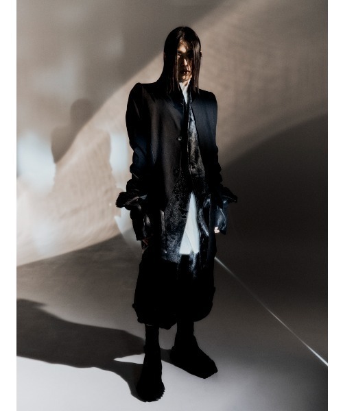 JULIUS(ユリウス)の「JULIUS/ユリウス/SHIRT FOR MALE/797SHM3(シャツ/ブラウス・メンズ・ホワイト/ブラック/ブラウン・2/3)」の8枚目の写真