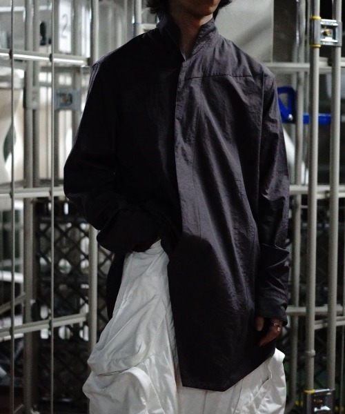 JULIUS(ユリウス)の「JULIUS/ユリウス/SHIRT FOR MALE/797SHM3(シャツ/ブラウス・メンズ・ホワイト/ブラック/ブラウン・2/3)」の21枚目の写真