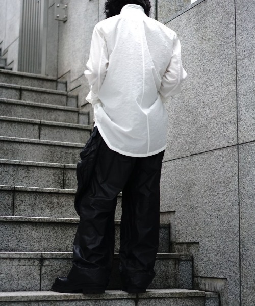 JULIUS(ユリウス)の「JULIUS/ユリウス/SHIRT FOR MALE/797SHM3(シャツ/ブラウス・メンズ・ホワイト/ブラック/ブラウン・2/3)」の10枚目の写真