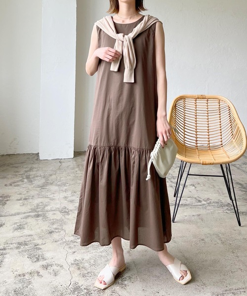 ローンティアードノースリーブワンピース