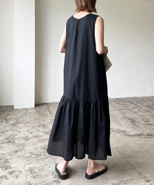 ローンティアードノースリーブワンピース
