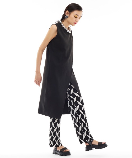 Narcissus（ナルシス）の「【Narcissus】スリットワンピース（ワンピース・レディース・ブラック/レッド・FREE）」の9枚目の写真