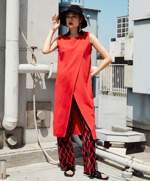 Narcissus（ナルシス）の「【Narcissus】スリットワンピース（ワンピース・レディース・ブラック/レッド・FREE）」の15枚目の写真