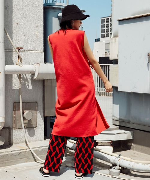 Narcissus（ナルシス）の「【Narcissus】スリットワンピース（ワンピース・レディース・ブラック/レッド・FREE）」の5枚目の写真