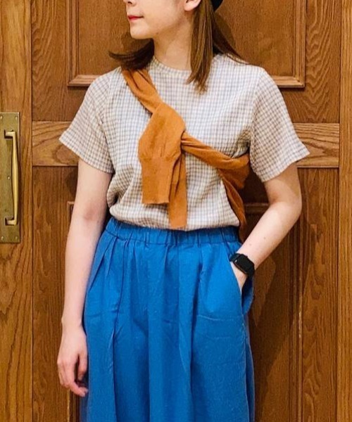 studio CLIP(スタディオクリップ)の「クレープギンガムチェックT シャツ(Tシャツ/カットソー・レディース・ベージュ/ブルー/ブラック/グリーン・MEDIUM/LARGE)」の4枚目の写真