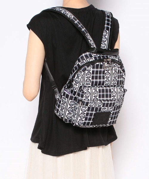 ANNA SUI アナスイ リュック パソコンケース 付き ANNA SUI（アナスイ）の「パーク リュック（PCケース付き