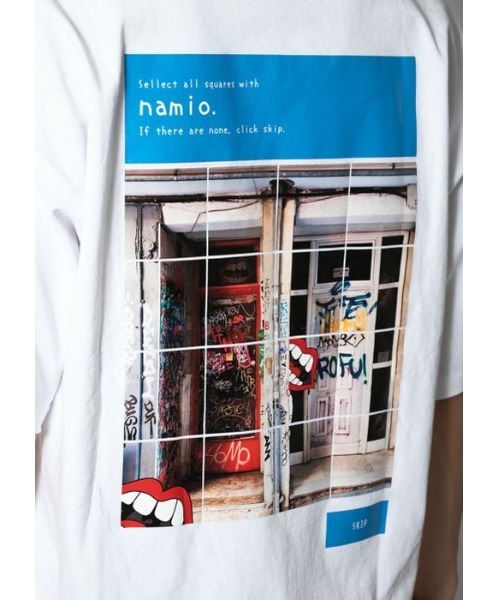 RE730（アールイーセブンサーティー）の「RE730 かくれんぼしているなみおくん　半袖ビッグシルエットTシャツ（Tシャツ/カットソー・メンズ・オフホワイト/ブラック・MEDIUM/LARGE/X-LARGE）」の6枚目の写真