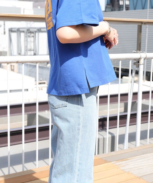 Lee(リー)の「【Lee】バックBOXロゴプリントTシャツ(Tシャツ/カットソー・レディース・ネイビー・M/L)」の4枚目の写真