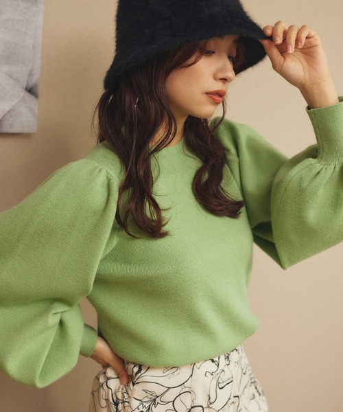 mysty woman（ミスティウーマン）の「ボリュームスリーブラメハイネック 157250（ニット/セーター・レディース・ピンク/グリーン系その他/ブルー/ブラック/アイボリー/モカ/ライトパープル・FREE）」の4枚目の写真