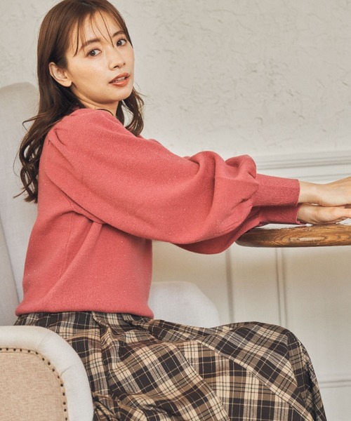 mysty woman（ミスティウーマン）の「ボリュームスリーブラメハイネック 157250（ニット/セーター・レディース・ピンク/グリーン系その他/ブルー/ブラック/アイボリー/モカ/ライトパープル・FREE）」の15枚目の写真