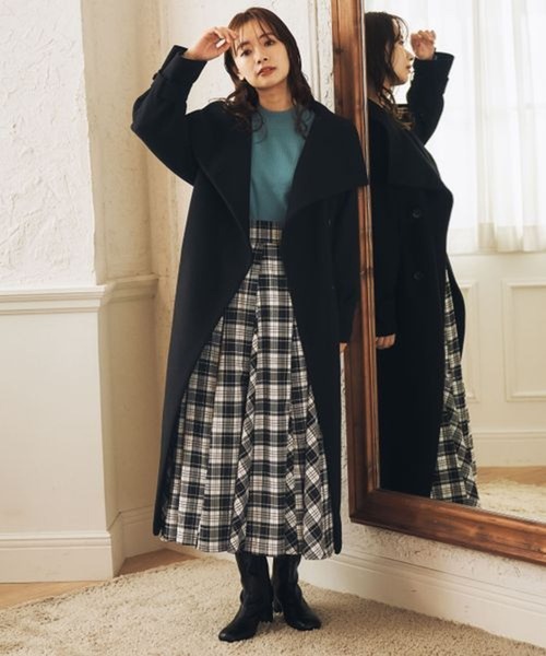 mysty woman（ミスティウーマン）の「ボリュームスリーブラメハイネック 157250（ニット/セーター・レディース・ピンク/グリーン系その他/ブルー/ブラック/アイボリー/モカ/ライトパープル・FREE）」の22枚目の写真