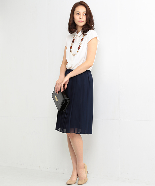 BEAMS LIGHTS Women's（ビームスライツ ウィメンズ）の「BEAMS LIGHTS / 配色プリーツワンピース（ワンピース・レディース・ベージュ/オリーブ/ネイビー・36/38）」の14枚目の写真