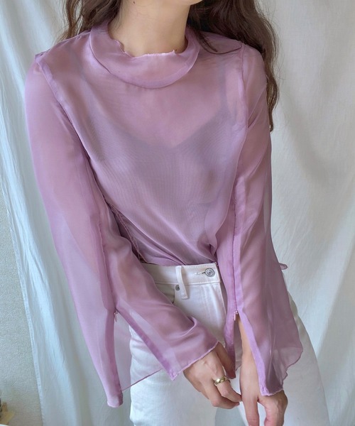 LAUIR（ラウアー）の「2wayファスナースリットスリーブシアーブラウス（シャツ/ブラウス・レディース・ブラック/ブラウン/アイボリー/ラベンダー/カーキ/ベージュ/ライトピンク/ホワイト・MEDIUM/LARGE/SMALL）」の8枚目の写真