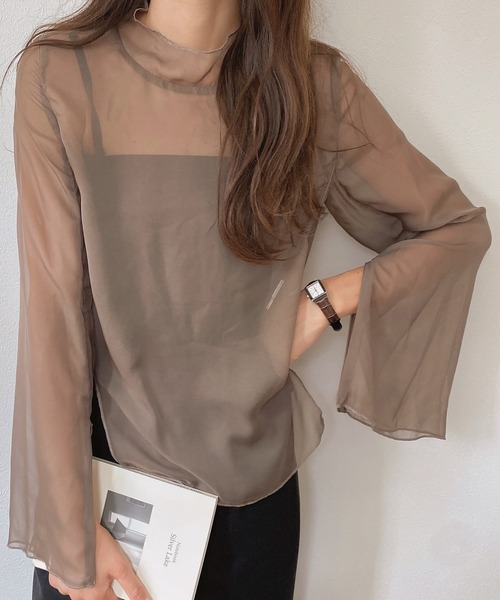 LAUIR（ラウアー）の「2wayファスナースリットスリーブシアーブラウス（シャツ/ブラウス・レディース・ブラック/ブラウン/アイボリー/ラベンダー/カーキ/ベージュ/ライトピンク/ホワイト・MEDIUM/LARGE/SMALL）」の11枚目の写真