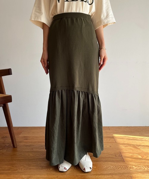 CAPRICIEUX LE'MAGE(カプリシューレマージュ)の「ドッキングマーメイドスカート(スカート・レディース・ブラック/カーキ・FREE)」の14枚目の写真