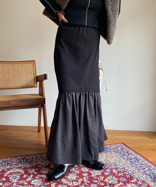 CAPRICIEUX LE'MAGE(カプリシューレマージュ)の「ドッキングマーメイドスカート(スカート・レディース・ブラック/カーキ・FREE)」の19枚目の写真