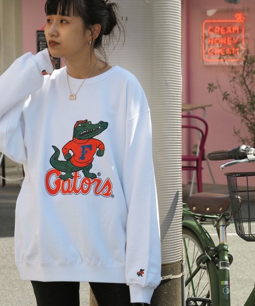DISCUS ATHLETIC（ディスカス　アスレチック）の「【ＤＩＳＣＵＳ×ＵＮＩＶ．ＦＬＯＲＩＤＡ】 カレッジスウェット　WEB限定（スウェット・レディース・ネイビー/グレー/ホワイト/オレンジ・L/M）」の2枚目の写真