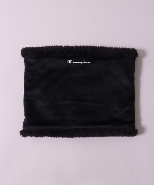 Champion(チャンピオン)の「(LF)【Champion】ブランド ロゴ マーク ベロア × ボア ネックウォーマー(ネックウォーマー/スヌード・レディース・ネイビー/ブラック/グレイッシュベージュ/グレー/ベージュ/カーキ・ONE SIZE)」の8枚目の写真