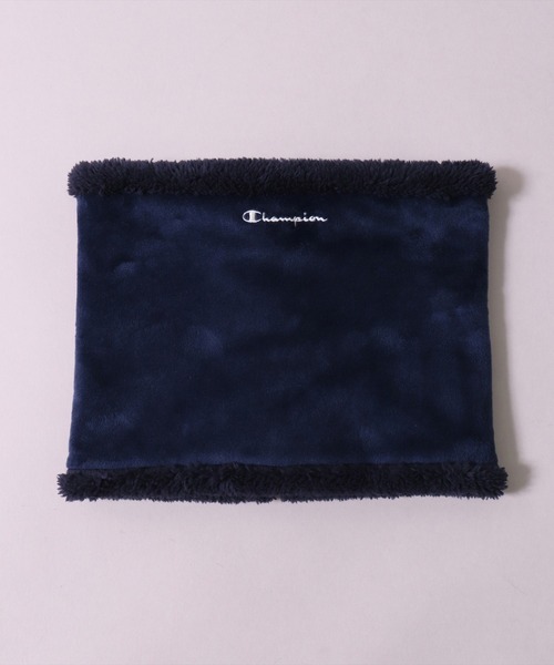Champion(チャンピオン)の「(LF)【Champion】ブランド ロゴ マーク ベロア × ボア ネックウォーマー(ネックウォーマー/スヌード・レディース・ネイビー/ブラック/グレイッシュベージュ/グレー/ベージュ/カーキ・ONE SIZE)」の11枚目の写真