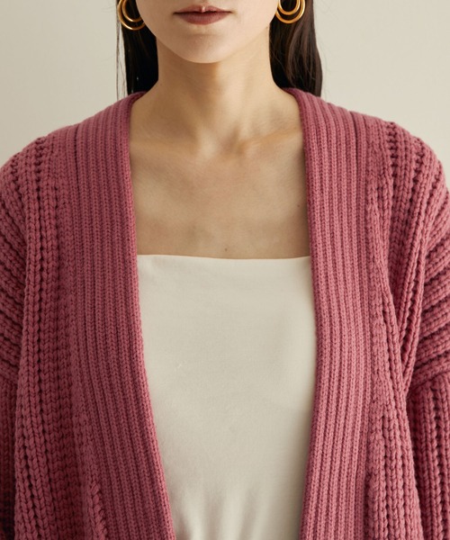 SALON adam et rope'（サロン アダム エ ロペ）の「【サステナブル】ボリュームスリーブローゲージニットカーディガン（カーディガン/ボレロ・レディース・チャコールグレー/オフホワイト/ピンク・FREE）」の16枚目の写真