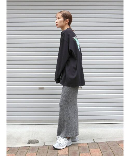 VANS（バンズ）の「Vans別注 バックロゴロングスリーブTee（Tシャツ/カットソー・レディース・ブラック/パープル/オフホワイト・FREE）」の11枚目の写真