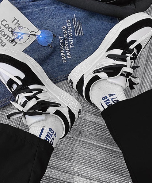 MGV（エムジーヴィー）の「バイカラーロゴスニーカー（スニーカー・メンズ・ブラック/ブルー/グリーン・MEDIUM/LARGE/X-LARGE）」の2枚目の写真