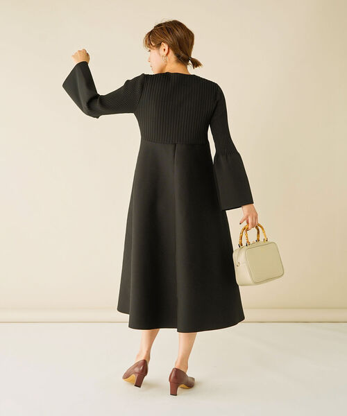 NOLLEY’S(ノーリーズ)の「《手洗い可能》Vネックワンピース(ワンピース・レディース・ブラック/ブラック系その他3・38)」の7枚目の写真