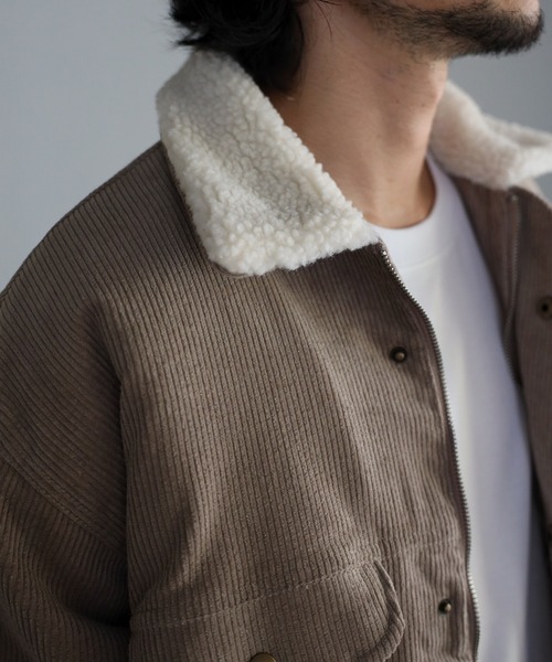 CREARE -LINO-（クレアーレリノ）の「裏ボア 8WコーデュロイZIPブルゾン<ユニセックス>（テーラードジャケット・メンズ・ブラック/グレイッシュベージュ/オフホワイト・M/L）」の6枚目の写真